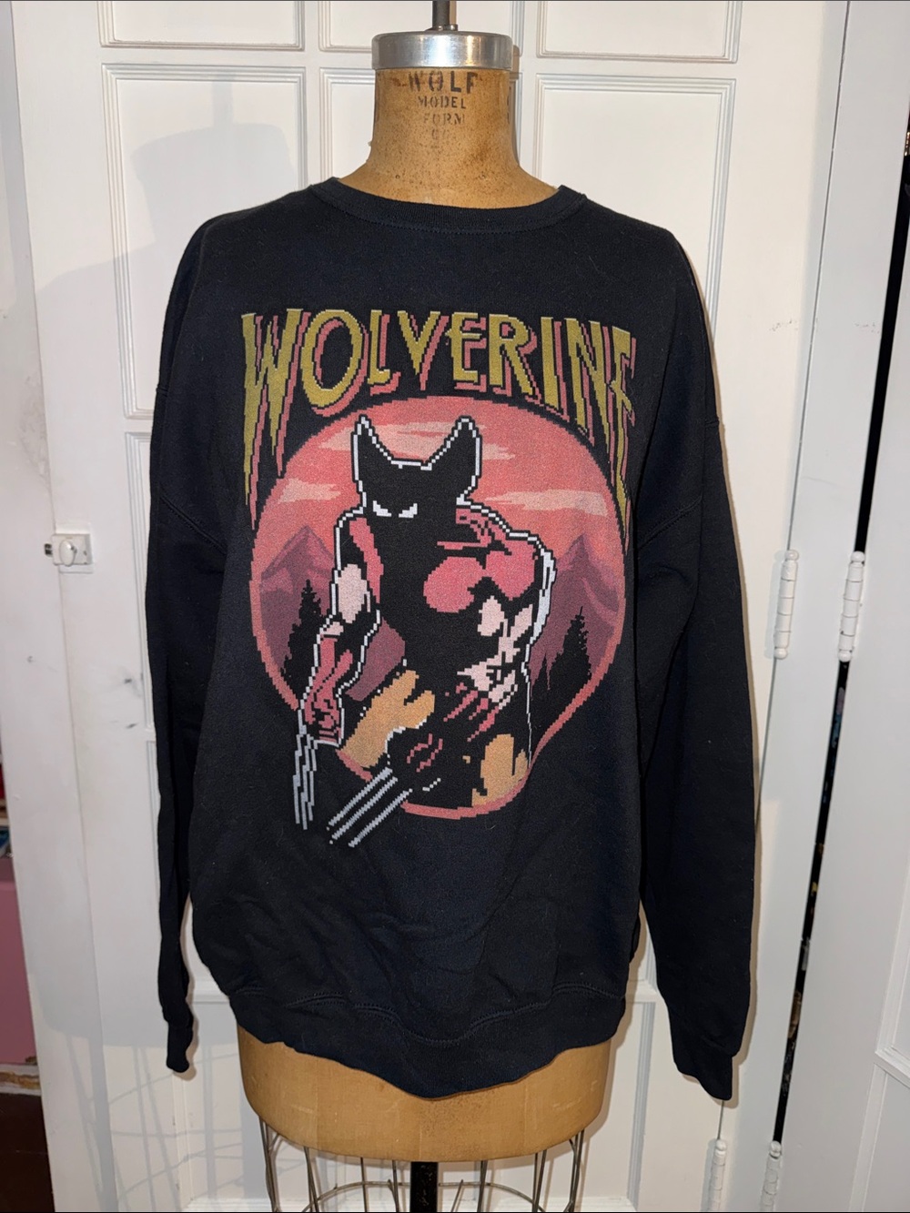 Marvel Wolverine Nintendo Game Graphic Crewneck Sweatshirt - Black XL